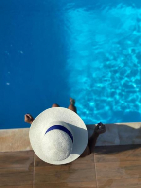 Casa com piscina em Itanhaem